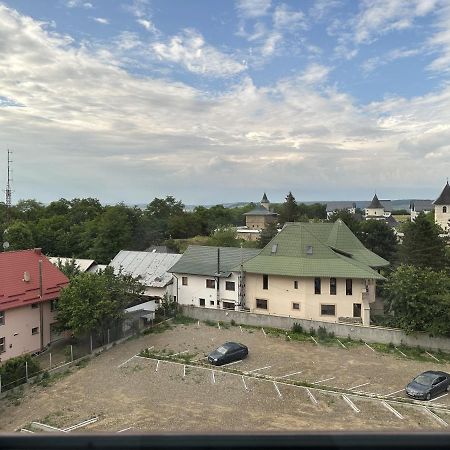 Appartamento Apartament In Suceava, Zamca Esterno foto
