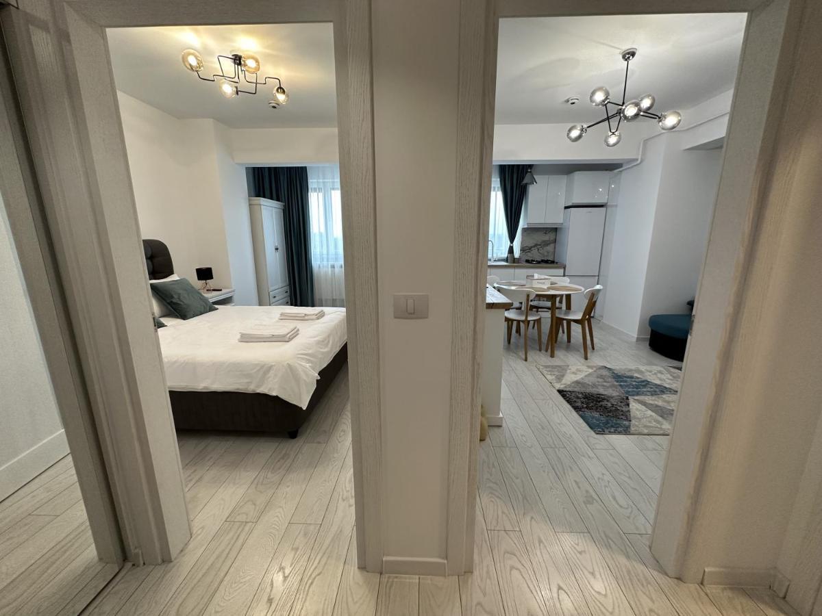 Appartamento Apartament In Suceava, Zamca Esterno foto