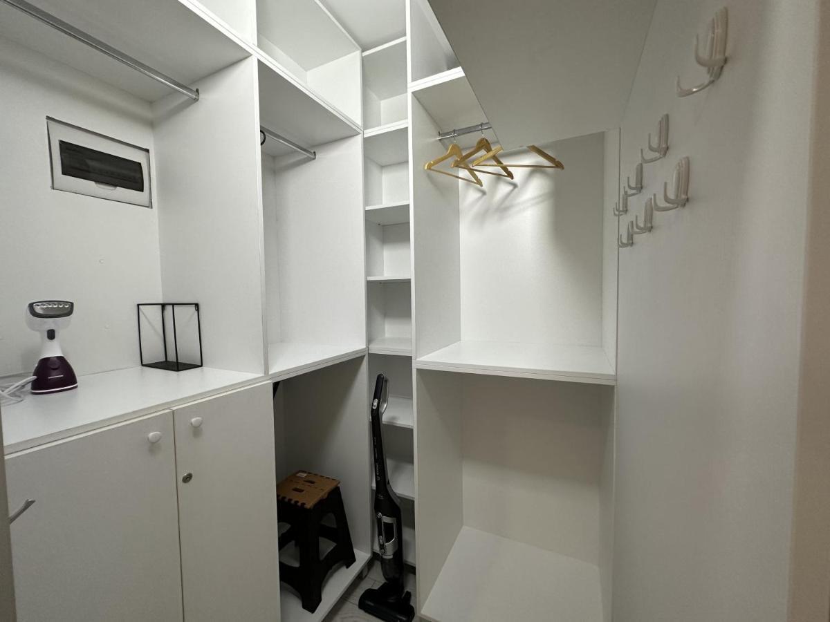 Appartamento Apartament In Suceava, Zamca Esterno foto